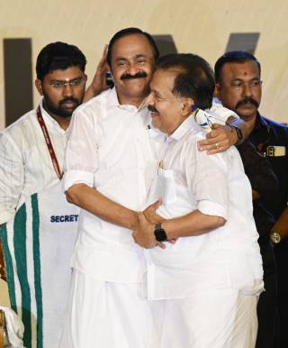 വി.ഡി. സതീശന്റെ സത്യപ്രതിജ്ഞാ ചടങ്ങ്